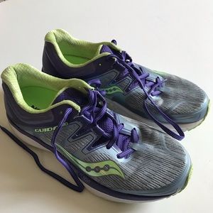 Saucony ISO Series Womens Running Shoes Size 9